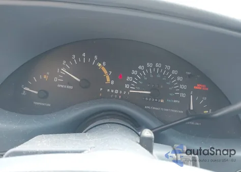 1996 Buick Regal Custom z USA, uszkodzony, nr VIN 2G4WB52K2T1427121